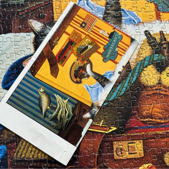 The Cats of Charles Wysocki Puzzle - 750 Pieces -Mabel the Stowaway - Picture 5 of 6